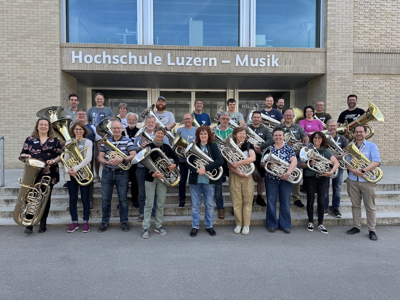 tuba tuba